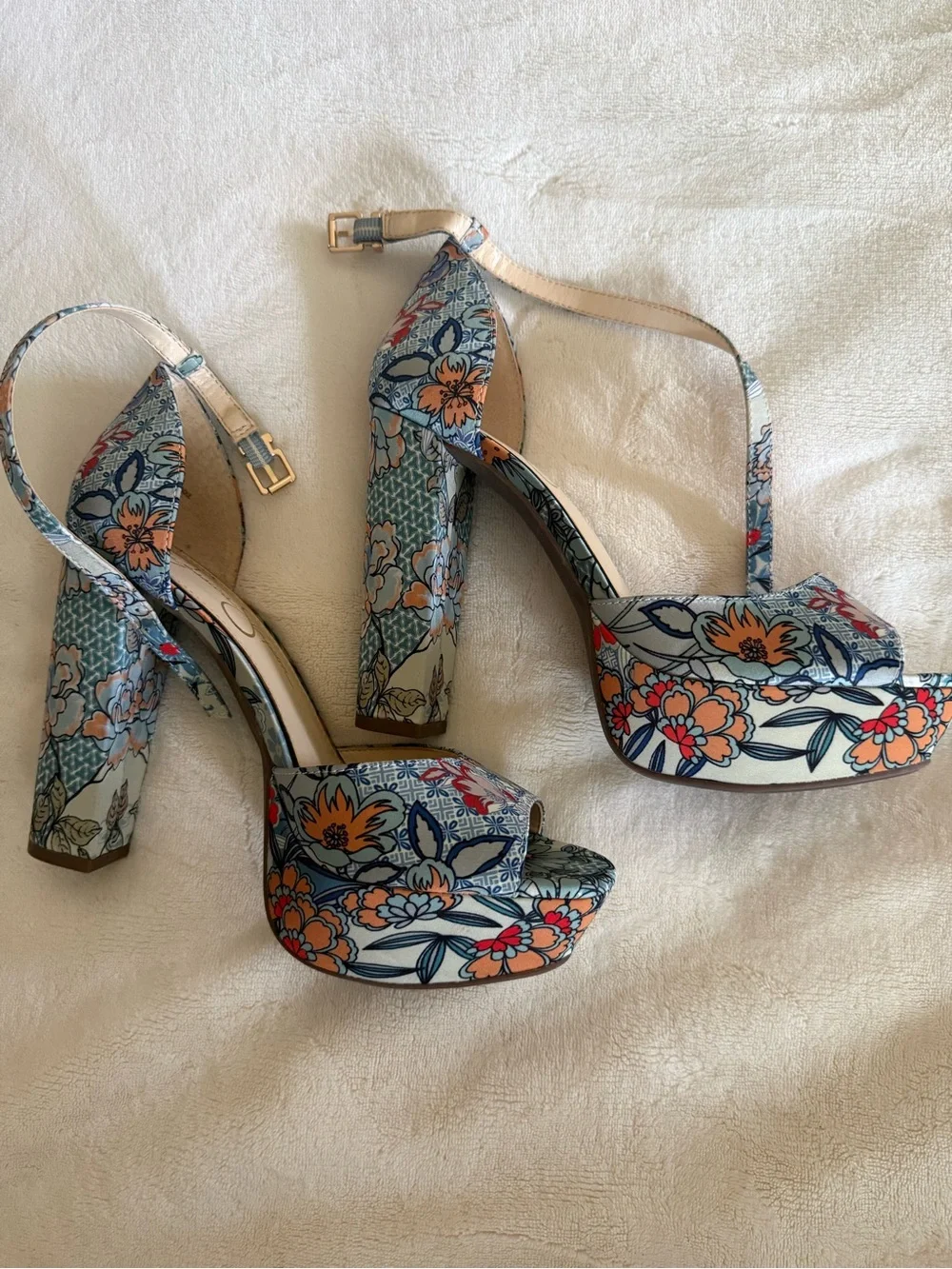 Jessica Simpson Floral Platform Sandals in Blue and Peach